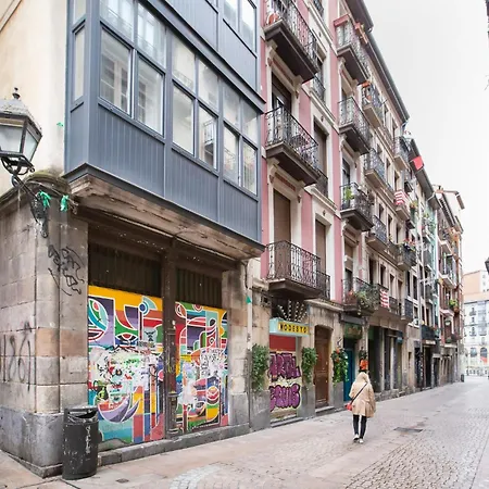 Centrally Located For 4 People * Bilbao